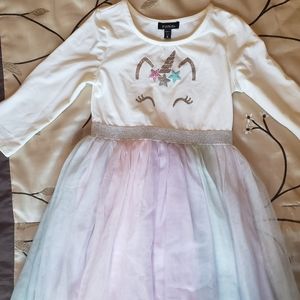 Little girl play dress